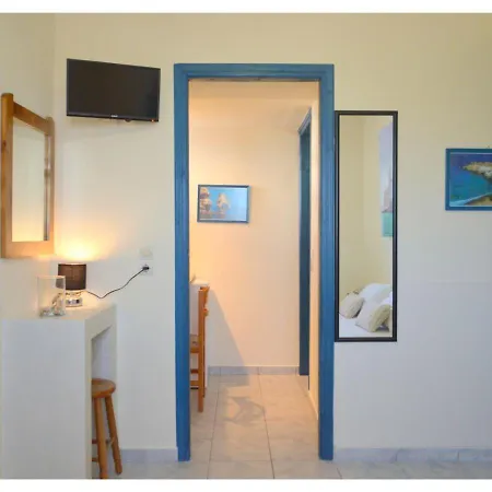 Tsakonas Plakes Apartment *