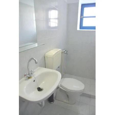 Tsakonas Plakes Apartment *